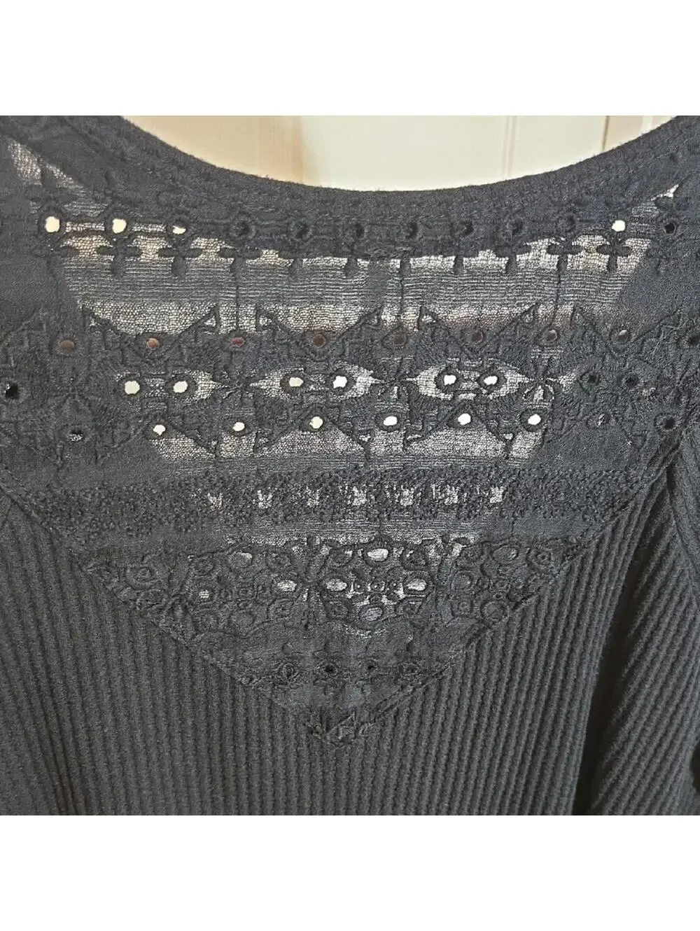 Free People Black V-Neck Sweater with Balloon Sleeves Size XS